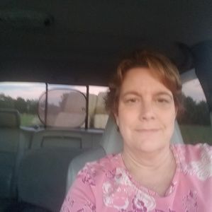 Meet your Posher, Liz